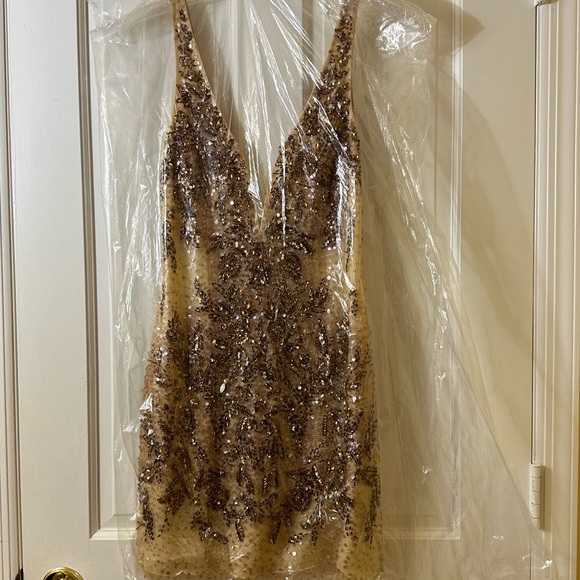 Basix Black Label Sequin Beaded Dress - Picture 10 of 10